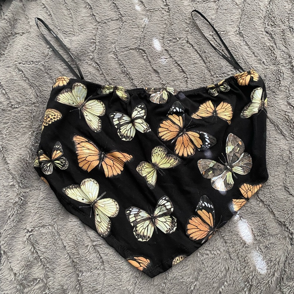 Butterfly top